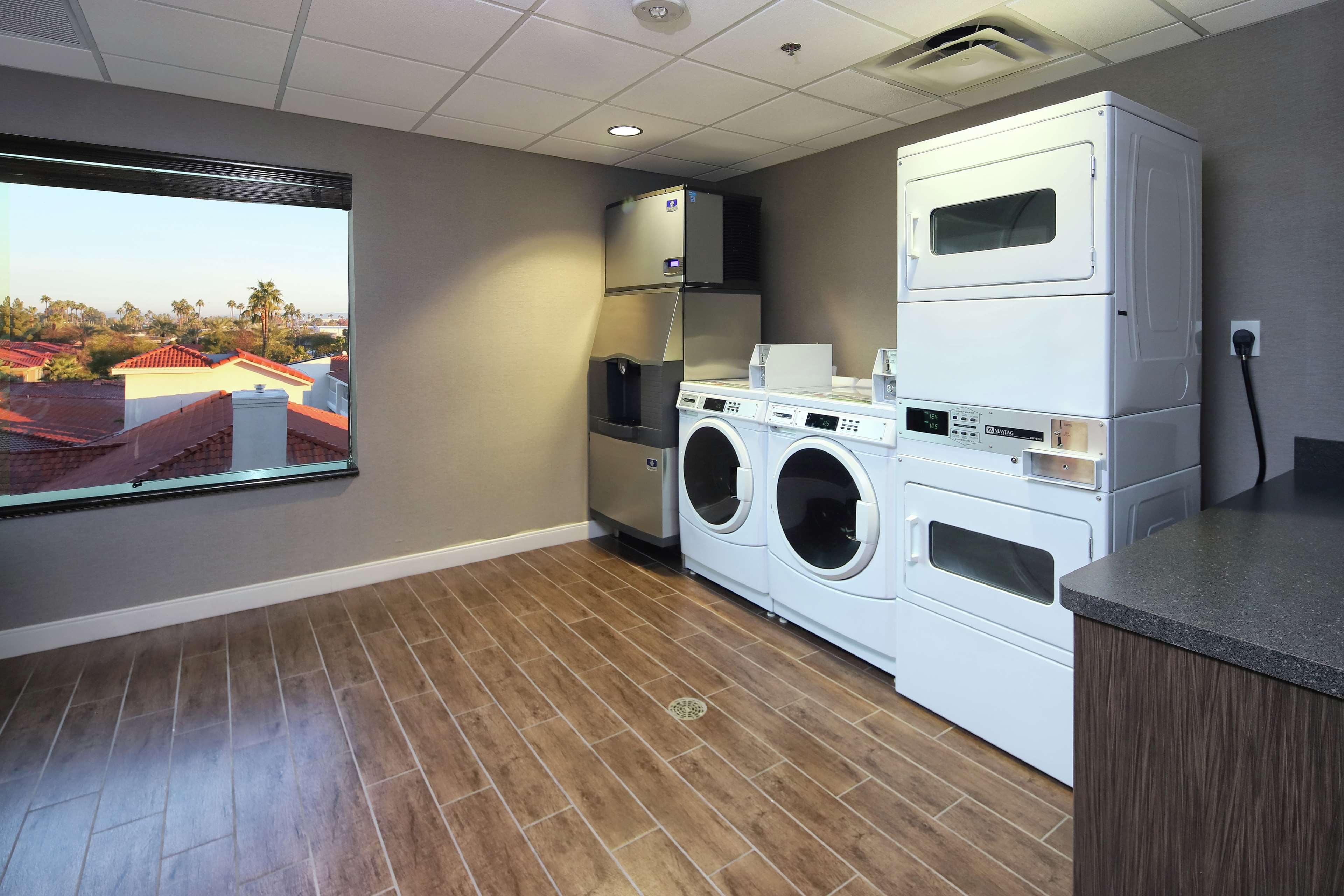 Hampton Inn & Suites Phoenix/Tempe Servizi foto